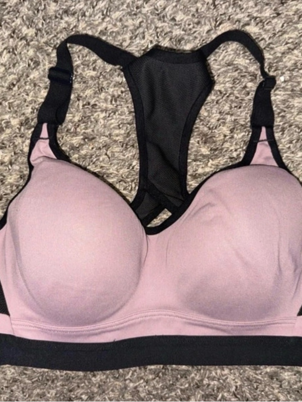 Incredible by Victoria Sport Max Support Sports Bra 32C